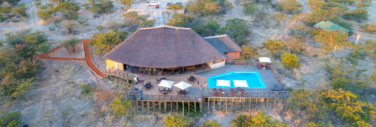 Uukwaluudhi lodge and its surroundings